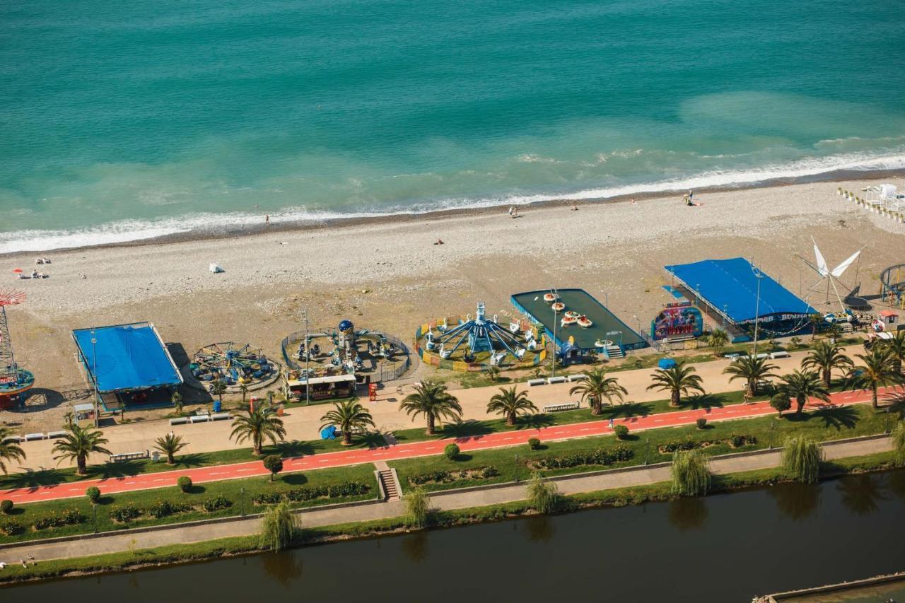 באטומי Premium Aparthotel With Sea View מראה חיצוני תמונה